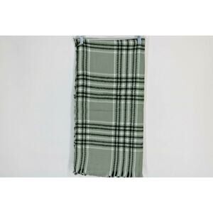 Women’s Gray Black White Plaid Scarf